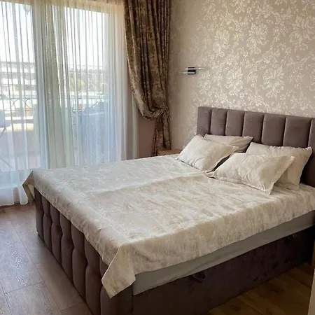 Luxury Penthouse At Valencia Gardens * Burgasz