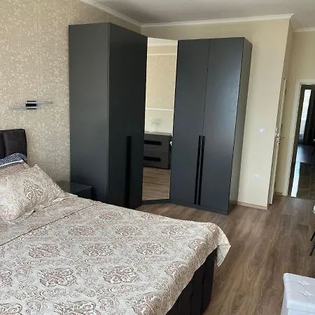 Luxury Seaview Penthouse At Valencia Gardens بورغاس