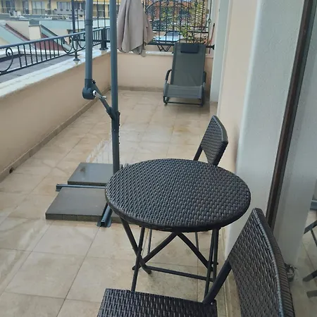 شقة Luxury Seaview Penthouse At Valencia Gardens