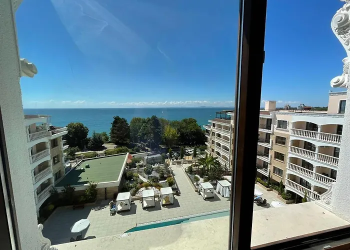 Luxury Penthouse At Valencia Gardens شقة بورغاس