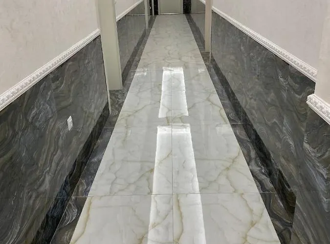 Luxury Penthouse At Valencia Gardens 아파트 *