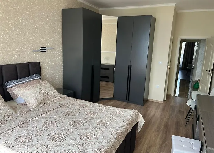 Luxury Penthouse At Valencia Gardens بورغاس