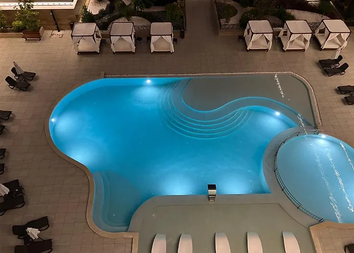 Luxury Penthouse At Valencia Gardens شقة بورغاس